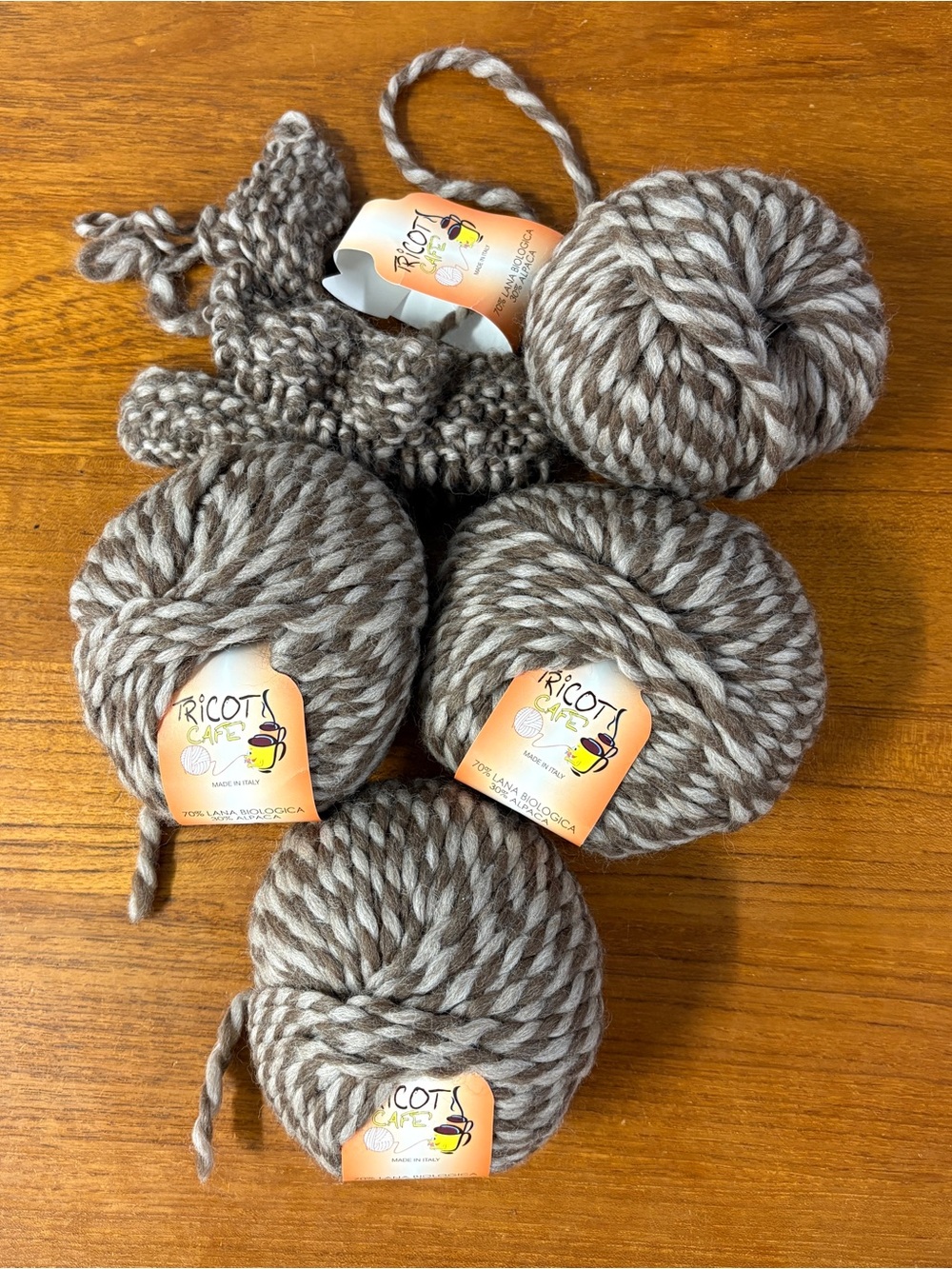 Tricot Cafe Alpaca 56 Wool Alpaca Yarn Lot of 4